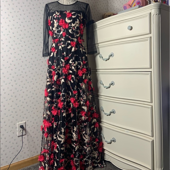 Alex Marie Floral Appliqué Maxi Dress - Picture 13 of 15